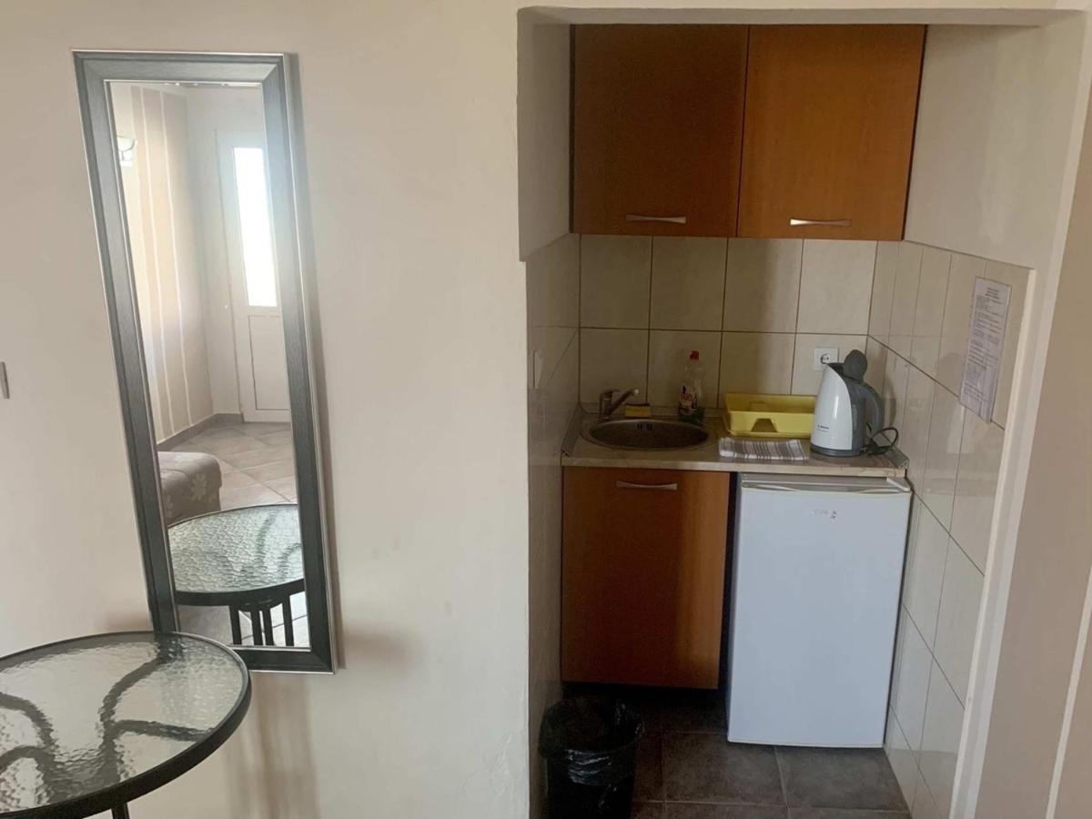 Apartments In Villa Viktoria Sutomore Luaran gambar