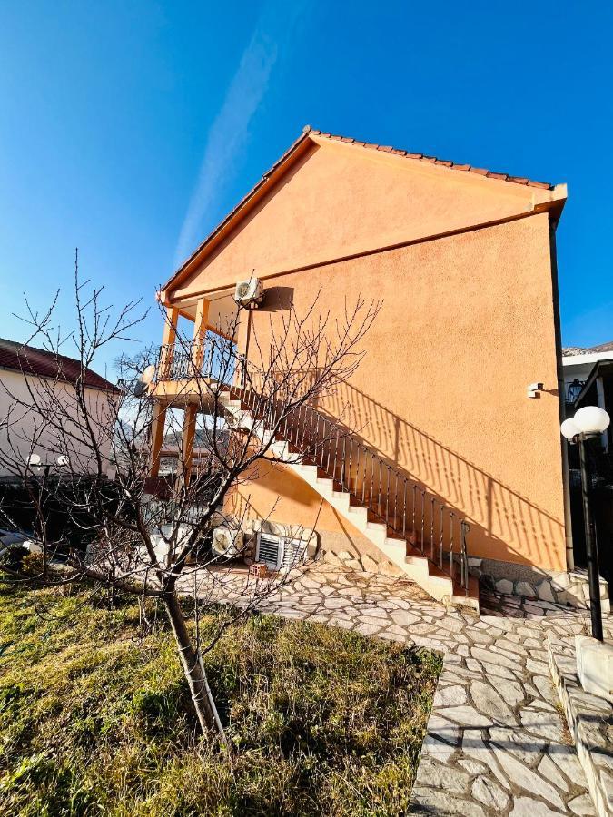 Apartments In Villa Viktoria Sutomore Luaran gambar