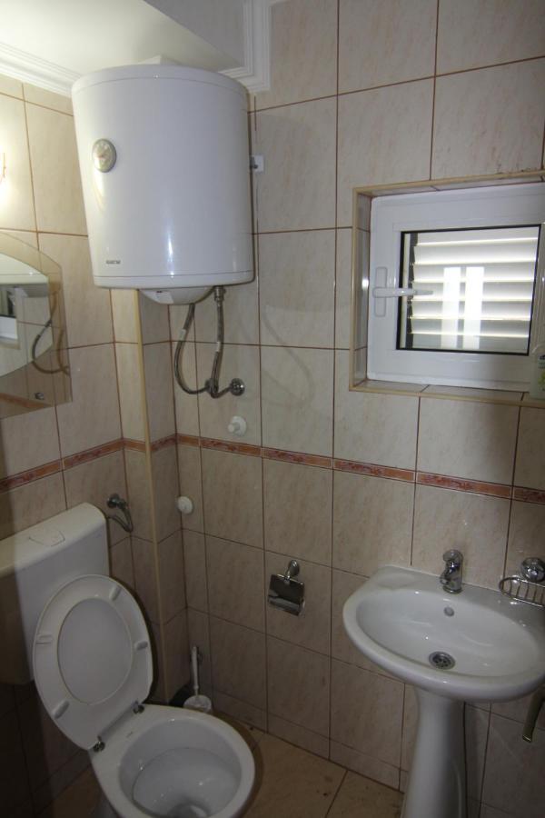 Apartments In Villa Viktoria Sutomore Luaran gambar