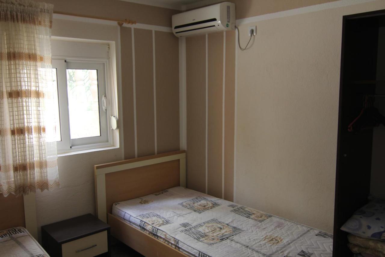 Apartments In Villa Viktoria Sutomore Luaran gambar